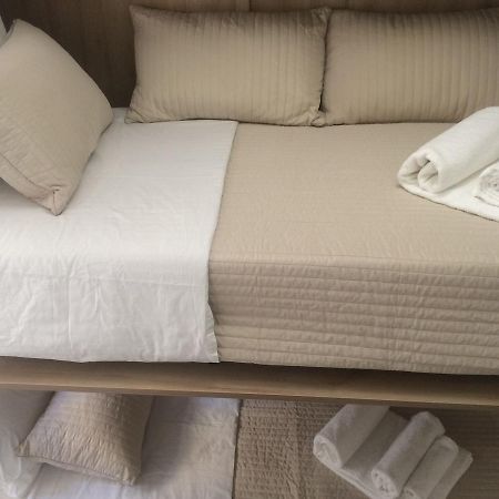 Alloggio Turistico Al Colosseo Bed & Breakfast Roma Dış mekan fotoğraf