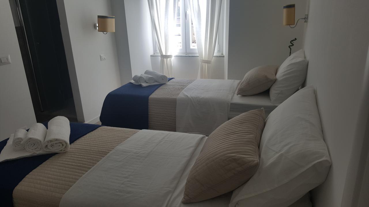 Alloggio Turistico Al Colosseo Bed & Breakfast Roma Dış mekan fotoğraf
